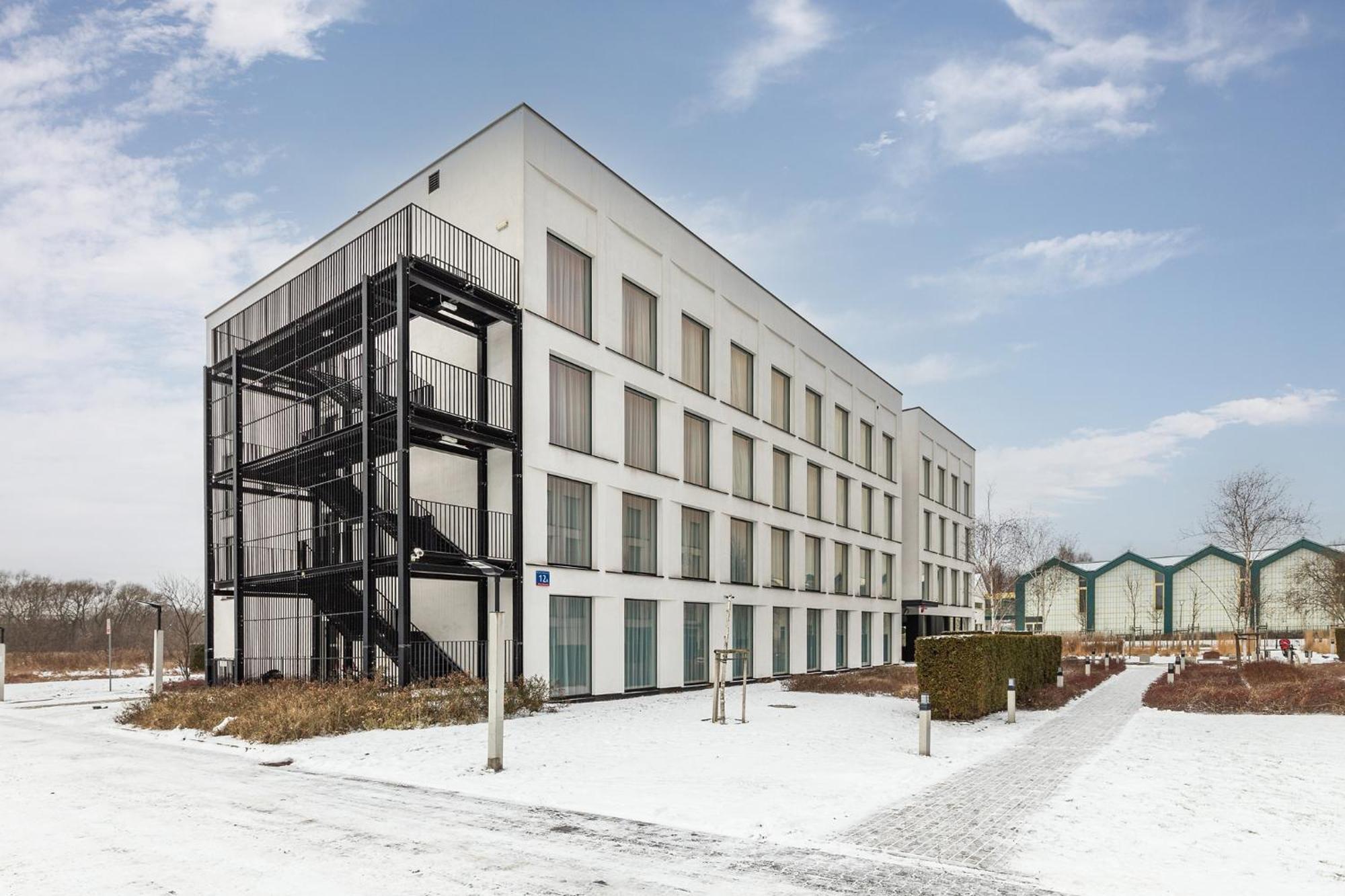 Superapart Wilanow Ministudio, Medicover, Swiatynia Opatrznosci Варшава Екстериор снимка